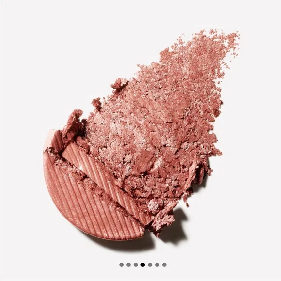 MAC Extra Dimension Blush Hushed Tone Made in Italy - Picture 4 of 6